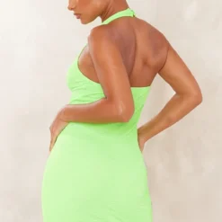 Robe Moulante Fleurie Crêpée Vert Citron à Dos Nu -Jolie Vêtue Soldes Magasin 7821becdb86b4a9a626814e384db2060d0e06031 cne3785 2