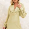 Robe-chemise Satinée Texturée Vert Sauge à Col Bénitier Détaillé 1 Robe-chemise Satinée Texturée Vert Sauge à Col Bénitier Détaillé -Jolie Vêtue Soldes Magasin 79c372c48aafc5d4f08f1ee2b9618e4f5a758a06 cne1437 1