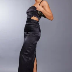 Robe Bustier Longue Satinée Noire à Découpes -Jolie Vêtue Soldes Magasin 7a96c7c088a0e8d41ccf3e435e7483fb8a9043d8 cnc3549 3