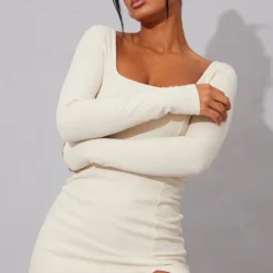 Robe Moulante Fendue Côtelée Crème à Col Carré Et Manches Longues -Jolie Vêtue Soldes Magasin 7b02cd4ee53337a13ffefaec6b074757f10d890f cmv1580 5