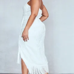 Plus Robe Mi-longue Drapée Blanche à Armatures Et Franges -Jolie Vêtue Soldes Magasin 7c42c7edab440fde1237e35b16be9b7d12467bd0 cnb5216 2