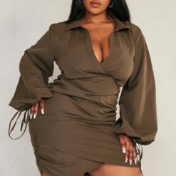 Plus Robe Moulante Style Chemise Kaki à Décolleté Plongeant Et Manchettes Nouées -Jolie Vêtue Soldes Magasin 7f31706a0729b23d59647e467c36cc3a7c220c99 cnd2782 3