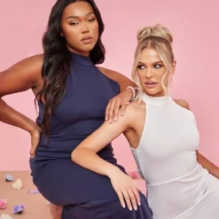 Plus Robe Longue En Néoprène Bleu Marine Col Montant Croisée Dans Le Dos -Jolie Vêtue Soldes Magasin 7f58958c12633c164f3fc1c0eee17c10e42084bc cnd9826 3