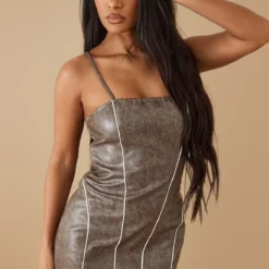 Robe Moulante En Similicuir Café Au Lait à Liserés Structurants -Jolie Vêtue Soldes Magasin 81be7480852f6fa98278f063ac067e7f2a35d354 cnc8314 1