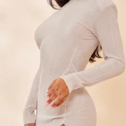 Robe Mi-longue Plissée Crème à Manches Longues Et Fente -Jolie Vêtue Soldes Magasin 81e965251d54cc4a833f357c5ccbc9ff7bce6696 cnd2179 4