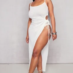 Shape Robe Longue En Mesh Transparent Blanc à Découpes Sur Les Côtés