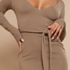 Robe Moulante Vert Olive à Dos Nu Noué Et Manches Longues -Jolie Vêtue Soldes Magasin 85c86351bfcb393eeb53d4a4e3855f2615572d03 cnd4069 4