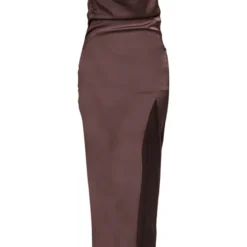 Robe Longue Chocolat Satinée à Bretelles Strassées Croisées Dans Le Dos Et Col Bénitier -Jolie Vêtue Soldes Magasin 89dab29ac42774a40c822ca1c72ffe66be1e7c40 cnb7994 5