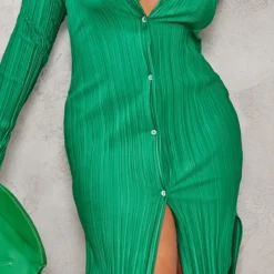 Plus Robe Chemise Vert Vif Plissée Oversize -Jolie Vêtue Soldes Magasin 8af0e5b1787f7372914b9bad6f4cc6a00033e472 cna7462 4