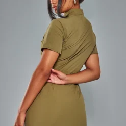 Robe Chemise Parachute Cargo Kaki à Zip -Jolie Vêtue Soldes Magasin 8b35f9aa2f181e4e8c4f01257e850ed8d5a17731 cna6854 2