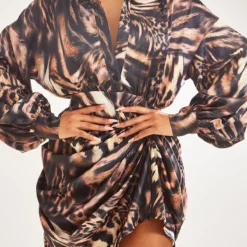 Robe Droite Satinée Marron Imprimé Animal à Manches Oversize Et Jupe Drapée -Jolie Vêtue Soldes Magasin 8c1f94f57251a61372b4c3e1a7acc0225fc20446 cnd5884 4
