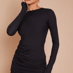 Robe Moulante Côtelée Noire Asymétrique à Fronces