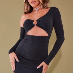 Robe Moulante Asymétrique Noire à Paillettes Et Détail Anneau