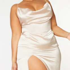 Plus Robe Mi-longue Satinée Champagne à Col Bénitier Et Bretelles -Jolie Vêtue Soldes Magasin 9099255208aca9154df3a0af27ec7d565449c80e cmv6438 5
