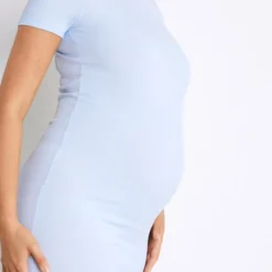 Maternité Robe De Grossesse Mi-longue Bleu Ciel Côtelée à Col Ras-du-cou -Jolie Vêtue Soldes Magasin 90a296c5904a3cacdd4d8fb851ea42666f5f3456 cnd7199 4