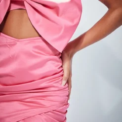 Robe Moulante Satinée Rose Froncée à Découpes Et Détail Noeud -Jolie Vêtue Soldes Magasin 93ac75155d7e82f9459b310be14a9270af68ddda cnb3666 4