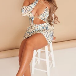 Shape Robe Moulante Découpée Gris Pierre Imprimé Animal à Col Bardot Et Bretelles Spaghetti -Jolie Vêtue Soldes Magasin 9585a25b9a97e5d3e82a8356cfe268599442c130 cmy3165 4