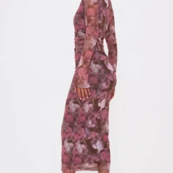 Tall Robe Longue Froncée Rose à Imprimé Fleuri -Jolie Vêtue Soldes Magasin 96ed292af3cc2970b35eb5f88d83d086329710de cnd3441 2
