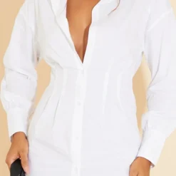 Robe Chemise Blanche Ajustée à La Taille à Manches Longues -Jolie Vêtue Soldes Magasin 979de9f5999a320ef235ee81e5dfd503d9f3b60f cmt6175 5