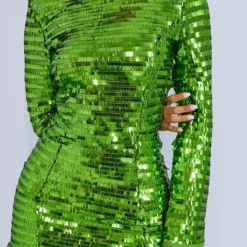 Petite Robe Très Courte Verte à Sequins Et épaulettes -Jolie Vêtue Soldes Magasin 984da5827ed1ebb52ed75d7e35aeac3476c682d4 cnb6711 4