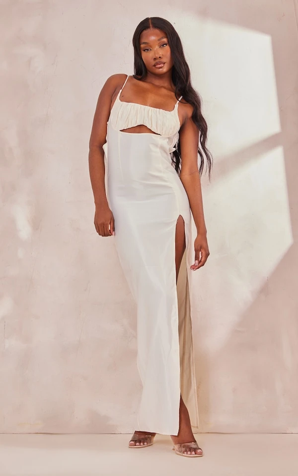 Tall Robe Longue Satinée Crème à Devant Froncé