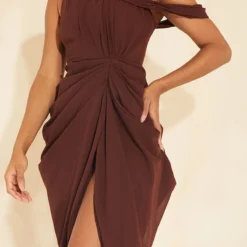 Robe Mi-longue En Mousseline De Soie Chocolat à Bretelle Asymétrique Et Drapé -Jolie Vêtue Soldes Magasin 9bcdd637a2c2c00e1bc6cea9e0e78f8346532c15 cmu6117 5