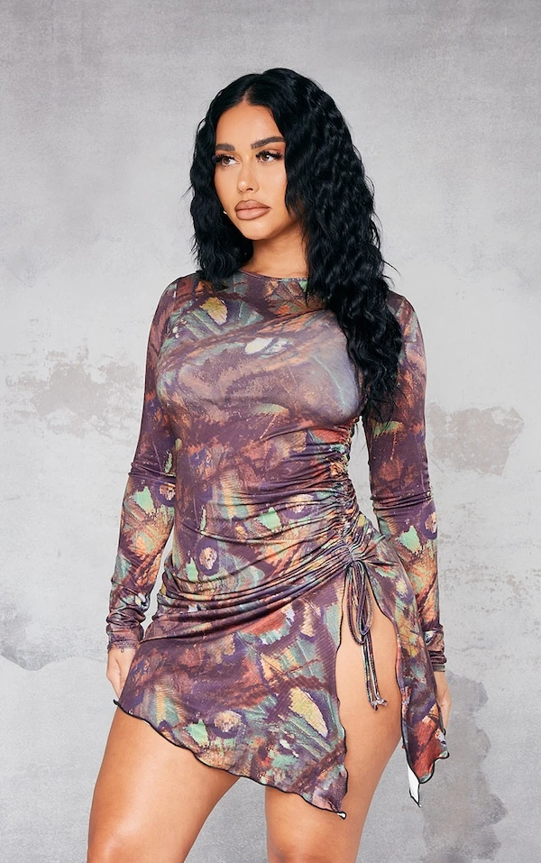 Logic Shape Robe Très Moulante Multicolore à Manches Longues Et Côtés Froncés 3 Logic Shape Robe Très Moulante Multicolore à Manches Longues Et Côtés Froncés