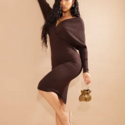 Robe Pull Cache-coeur Chocolat à épaules Dénudées 9 Robe Pull Cache-coeur Chocolat à épaules Dénudées -Jolie Vêtue Soldes Magasin a0857c2faf3f26517121829d7661bcc06014f4c9 cmu0237 4
