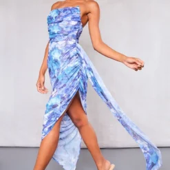 Robe-bustier Longue En Mousseline De Soie Froncée Fleurie Bleue à Jupe Drapée