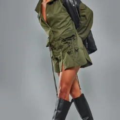Robe Chemise Oversize En Maille Sergée Kaki à Poches Lacées -Jolie Vêtue Soldes Magasin a282de8dd96292dd2ff91b9da381cba4db725db8 cna3020 3