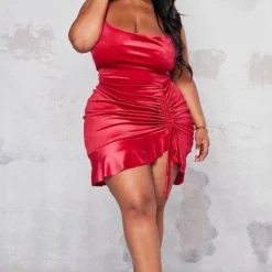 Plus Robe Moulante Volantée En Velours Rouge à Bretelles Et Fronces -Jolie Vêtue Soldes Magasin a2ab122db7e3d52b46db24a59e2e4c72983ae7f4 cnc5142 3