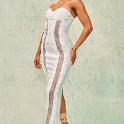 Robe-corset Longue Blanche à Parties En Dentelle Et Armatures -Jolie Vêtue Soldes Magasin a390dfbcd31d72f9c38561693492c8d0a88f44e4 cne2970 3