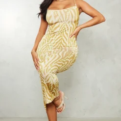 Shape Robe Longue Moulante Vert Citron à Imprimé Animal Et Bretelles Spaghetti