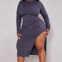 Plus Robe Mi-longue Gris Anthracite Côtelée Fendue Sur Le Côté