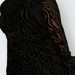 Plus Robe Mi-longue Noire Imprimé Zèbre Dévoré à Col Haut Et Détail Drapé -Jolie Vêtue Soldes Magasin a7439f287372bc0b62f342327b8d2e60d4d4bcd7 cmu5856 5