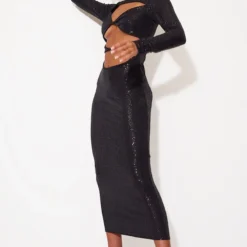 Tall Robe Mi-longue Noire à Sequins Et Découpes Devant -Jolie Vêtue Soldes Magasin a8f9cddde59d3c47831738967f72e9738e6d412f cna9645 3