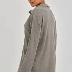 Robe Pull Oversize Côtelée Vert Sauge à Col En V -Jolie Vêtue Soldes Magasin a919968d7c86eded0f57bdf8bd846c9bf590bcaa cnb4462 2