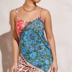 Petite Robe Babydoll Multicolore Imprimé Cachemire à Bretelles -Jolie Vêtue Soldes Magasin aa17a0b90196dea19820e5acd66bf028518dfb7b cne8219 3