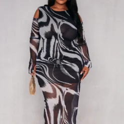 Plus Robe Longue En Mesh Imprimé Zébré à épaules Dénudées -Jolie Vêtue Soldes Magasin aafa6202ae18265a91fc8f32b3597476f7de196c cnd3315 3