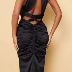 Tall Robe Longue Décolletée Satinée Froncée Noire -Jolie Vêtue Soldes Magasin ab23ccdca159e65b9e4de5ae5ebd5ef2834d218d cne2106 4