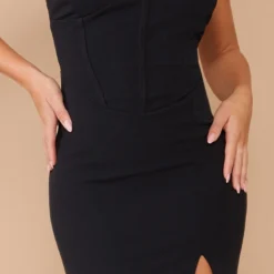 Robe Longue Noire Asymétrique à Découpes Et Détail Bonnets -Jolie Vêtue Soldes Magasin aba555d8e417c4f4519d954452765bd20172d93b cna3569 4