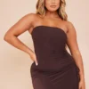 Logic Shape Robe Bustier Très Moulante Marron Chocolat à Côtés Froncés Et Ourlet Volanté 1 Logic Shape Robe Bustier Très Moulante Marron Chocolat à Côtés Froncés Et Ourlet Volanté -Jolie Vêtue Soldes Magasin ac87b666a9af43c495c968ac791e485069b09d8b cnb2804 1