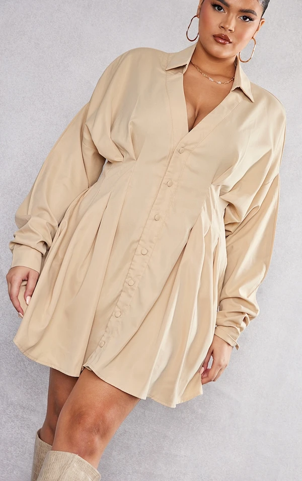 Plus Robe Chemise Oversize En Maille Tissée Beige à Détail Plissé Et Boutons 6 Plus Robe Chemise Oversize En Maille Tissée Beige à Détail Plissé Et Boutons – Image 4