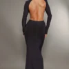 Robe Longue Moulante Noire à Col Montant Et Dos Ouvert