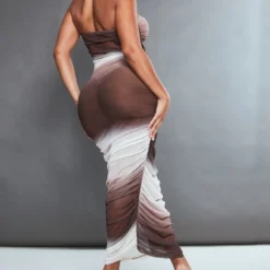 Shape Robe Longue En Mesh Froncé Marron Imprimé Dégradé -Jolie Vêtue Soldes Magasin ade2250a2b9fea68fde7853518628a3a50252bd2 cnc1712 2