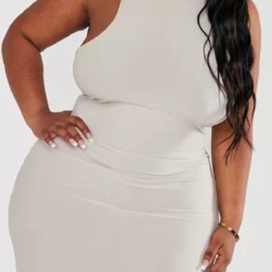 Plus Robe Moulante Douce Taupe à Dos Nageur 10 Plus Robe Moulante Douce Taupe à Dos Nageur -Jolie Vêtue Soldes Magasin b079159f97718301831e8fd298371b2fbd9ac5ed cnc9597 4