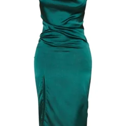 Petite Robe Mi-longue Satinée Vert émeraude à Col Bénitier Et Bretelles -Jolie Vêtue Soldes Magasin b0a86c7c3da08a83990c4dea0c2b9a98c7b1f2b8 cmv0982 6