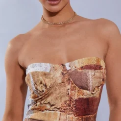 Petite Robe Moulante Marron Imprimé Grunge Style Patchwork Ajustée à Corset -Jolie Vêtue Soldes Magasin b18c6544ce090176487006e9a4822faa52103f38 cnd2309 4
