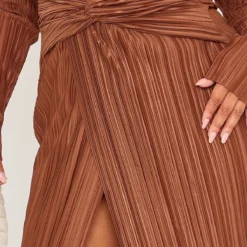 Plus Robe Longue Plissée Chocolat à Col Et Torsade -Jolie Vêtue Soldes Magasin b49239948387bce38f9d041be69a06399cbdd95c cne5083 4