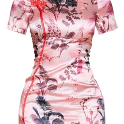 Petite Mini-robe Satinée Fendue Rose à Imprimé Style Asiatique -Jolie Vêtue Soldes Magasin b6b6e5ca395b017f412f8ef4adc07315d4c6e639 cmf4091 6